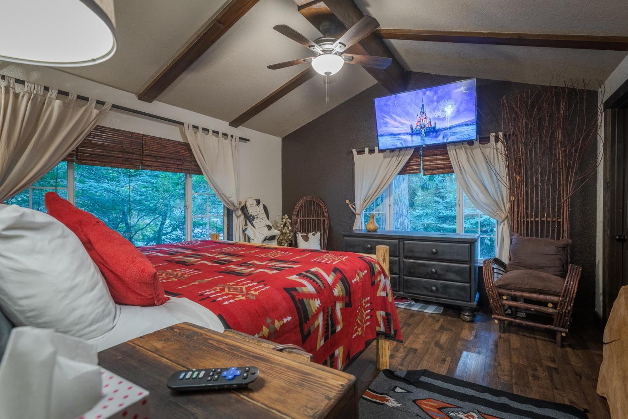 Cozy Bird House W Big Screen! Mount Hood Village Buitenkant foto